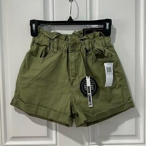 Dollhouse Colored Short